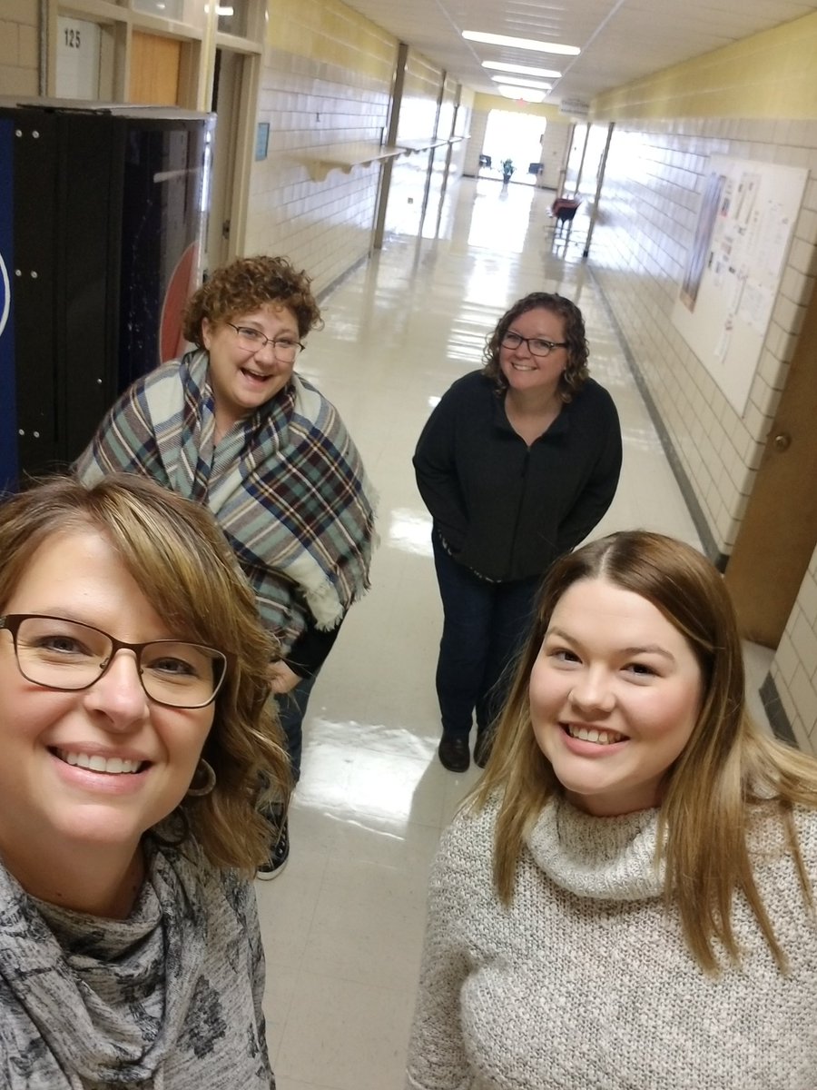 MsAmyfullerton's tweet photo. Fitness Friday with my Early Childhood peeps! Ignore my tired face! #ROE33 https://t.co/xU5BCKVGg3