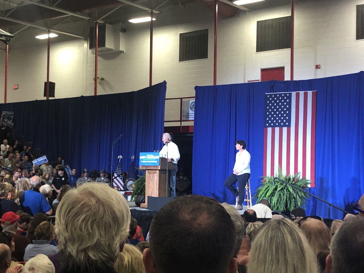 Joanie_Morris's tweet image. Just at a #fishfry with @JoeBiden in Bath County support of @AmyMcGrathKY. #runjoerun #countryoverparty #friendofthepod