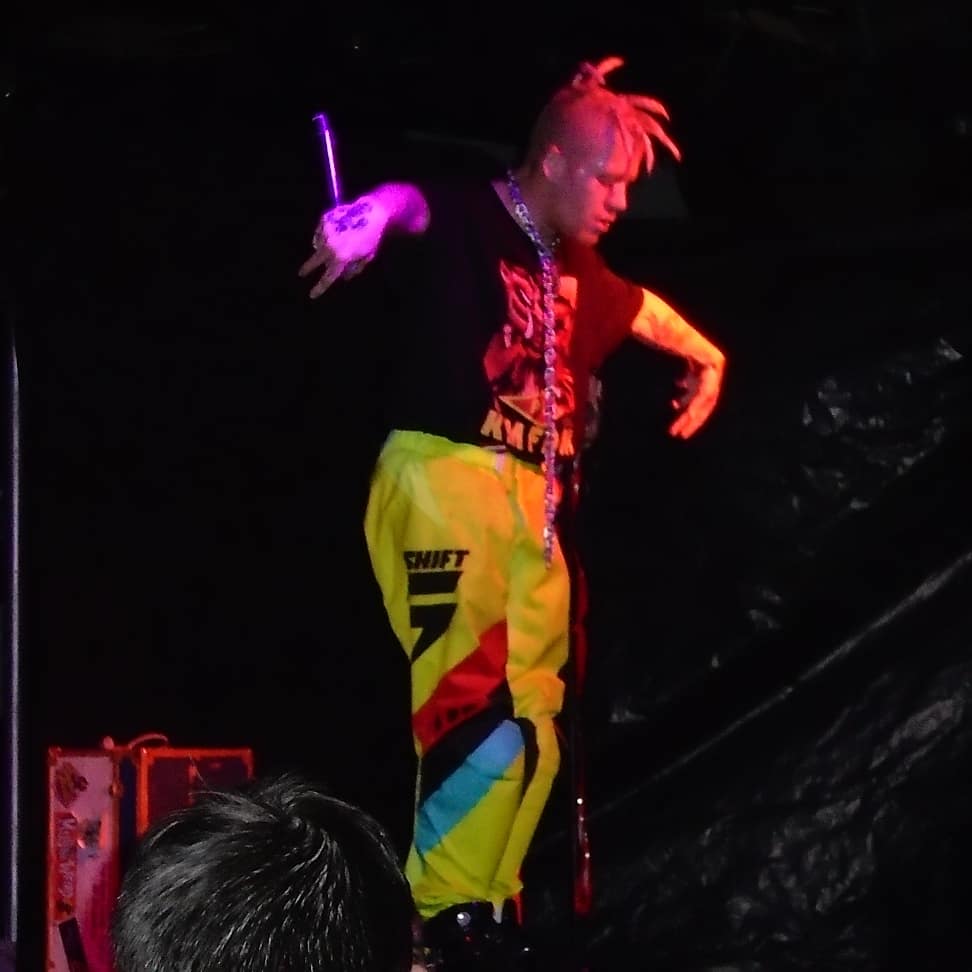 WickedNinja317's tweet photo. Highlights of some of the pictures I took at the Hallowicked traveling freak show 10/10/18 @ouijv #OuiTeam #gutterwater #TrashFire #WaterDamage #GaryWay https://t.co/wLhdxMfS7K