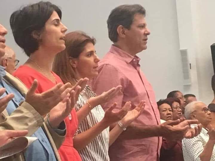 RubinhoNunes's tweet photo. Milagre!!!!! 

Bolsonaro faz ateus abortistas irem à Igreja. https://t.co/yvDCuV6WJG
