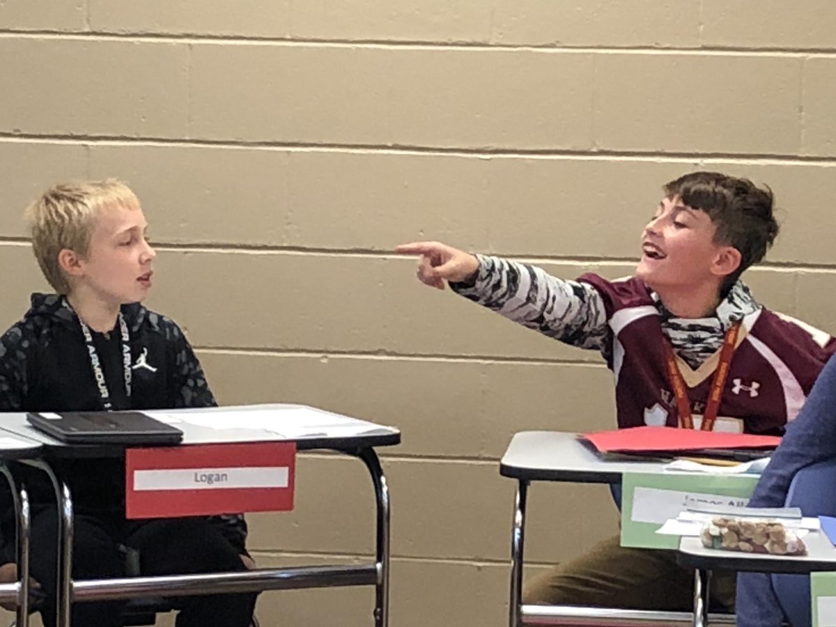 AnkenyParkview's tweet photo. Mr. Johnson's class had fun debating today! #PV7M #togetherparkviewsoars https://t.co/lZup1YsyJi