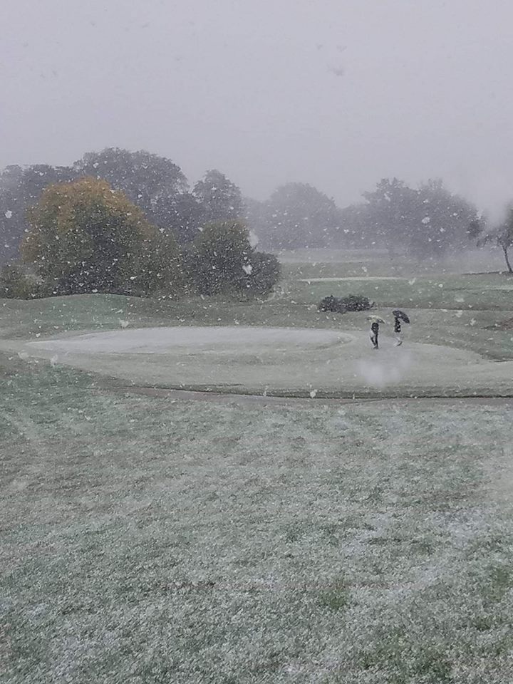 allthingsaces's tweet photo. Believe it or not, Round 1 of the IHSA state golf tourney has been snowed out in Bloomington. One 18-hole round tomorrow for the championship! https://t.co/XwCpRLESyr