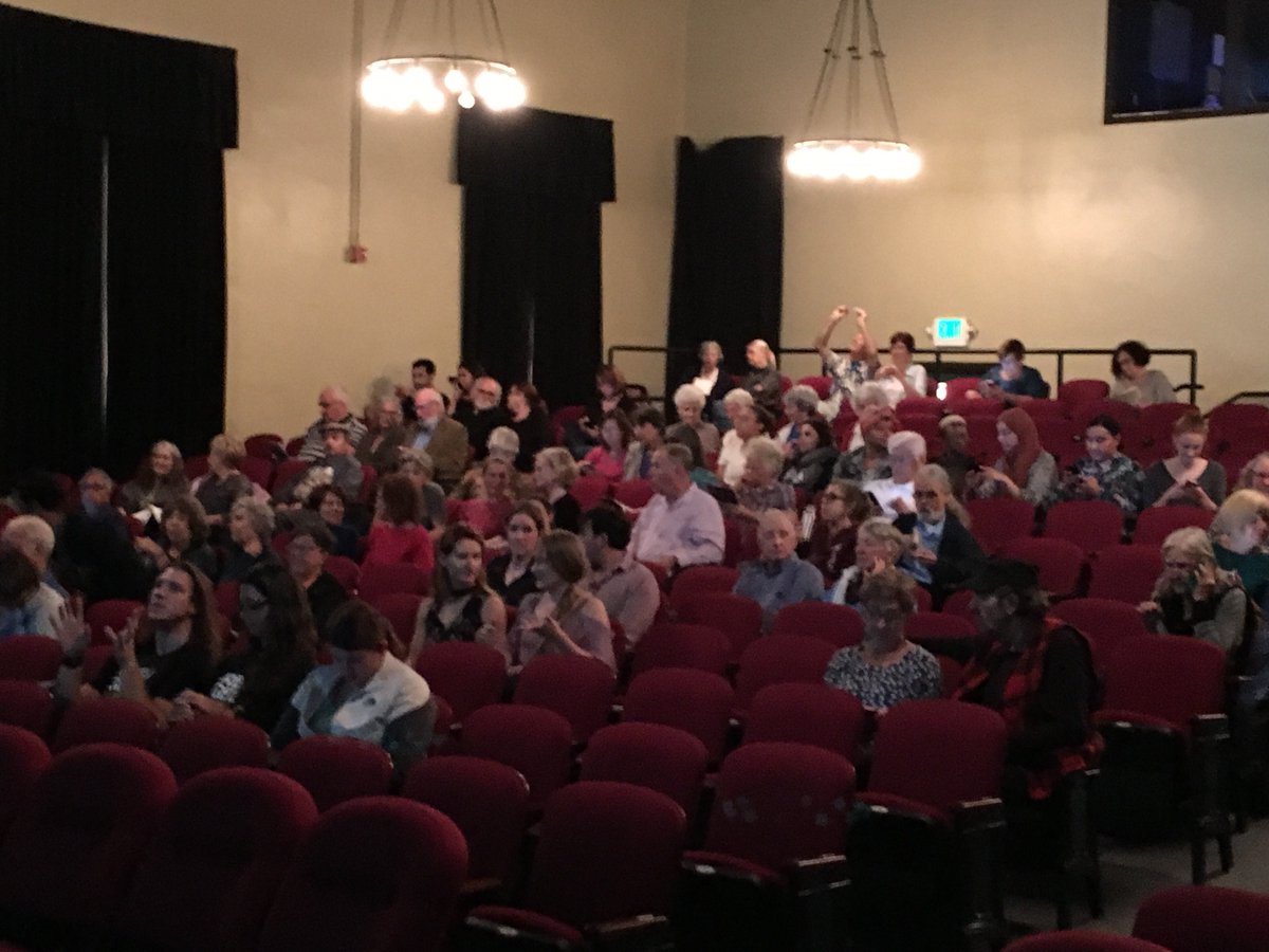 amnestyusa's tweet photo. #FridayFeeling: We are feeling pretty inspired today thanks to our local group in Sacramento, CA who recently hosted a film screening and panel discussion in partnership with @theIRC and @MSF_USA. ���🏾👏🏾😀 https://t.co/nM8sLxnvQO