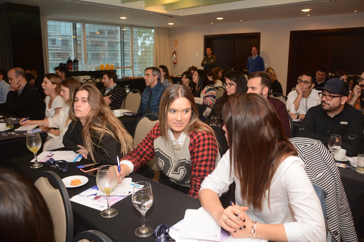 FenicioUy's tweet photo. Compartimos algunas imágenes de lo que fue la segunda jornada de "Conversion Workshop"; evento en el que profesionales de nuestro equipo, compartieron con nuestros clientes, ideas, conceptos y recomendaciones para mejorar la gestión de sus canales de venta online #workshopfenicio https://t.co/IiTgVXFp4G