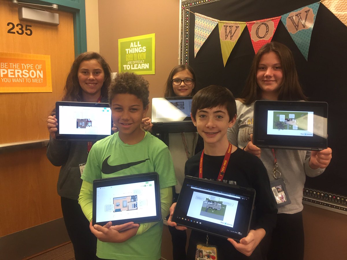 AnkenyParkview's tweet photo. 7M wrapped up the dystopian unit by sharing their literary analysis tiny houses. #PV7M #togetherparkviewsoars https://t.co/0hM87gZNLL