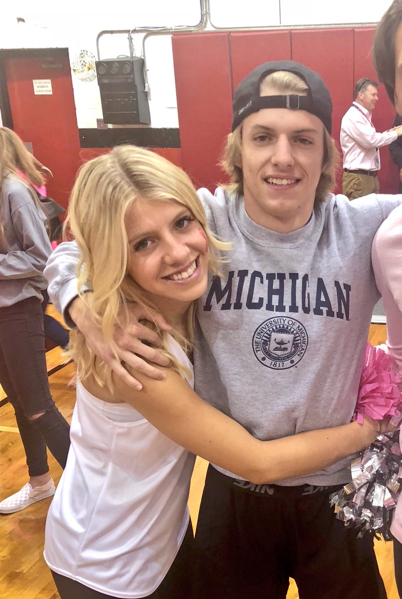 cambrycomstockk's tweet photo. happy 19th to this awesome brother of mine!! thanks for the continuous laughter and care you give me coop, love you 💛💙 https://t.co/8RrbUsMPen