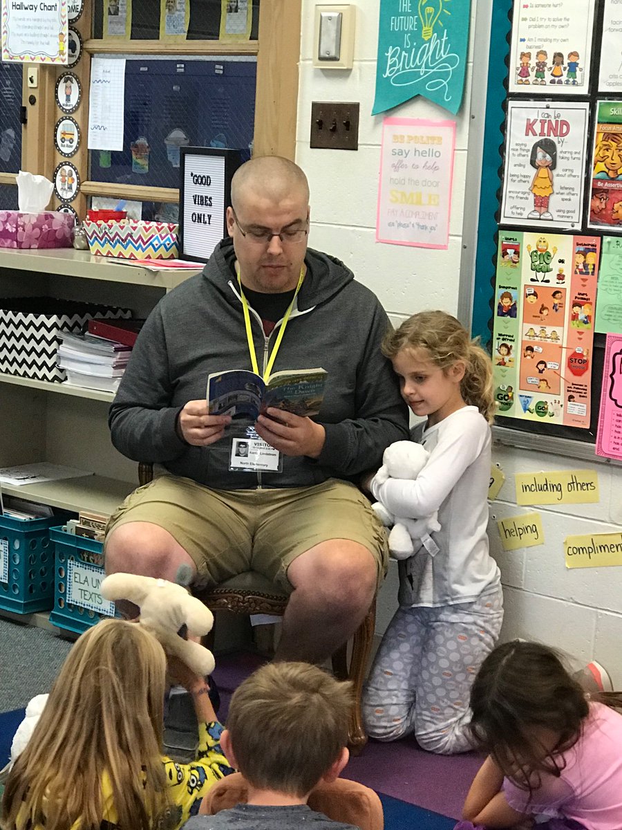 Mystery reader #2!! Thank you!! 📚
#northpride #sharetheloveofreading