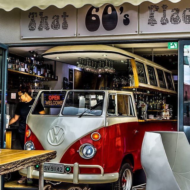 akirkphoto's tweet photo. My kind of bar. Cowes Isle Of Wight.
 #picoftheday #photogrid #instaphoto #piccollage #photograph #composition #exposure #photoaday #focus #pic #photography #photogram #moment #photographer #photoshoot #picsart #color #all_shots #pictoftheday #pics #pict… https://t.co/ugErI4ZaaU https://t.co/c2sUbRVQ7z