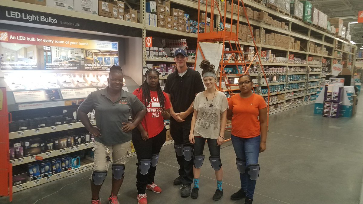 SSKEY36's tweet photo. Missing Dawn #inventory2018 #rackdiving https://t.co/fUGXKRspHL
