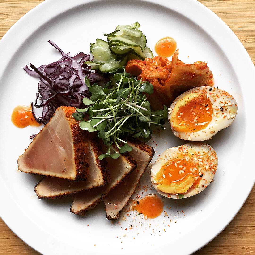 Happy Friday! We here at Pang are hoping it is a busy and prosperous one for you, so if pressed for time, Stop by today and grab one of our Spicy Tuna Bowls! It’s light, delicious and healthy, and we can have one ready and waiting for you in 5 minutes! Open until 7! #yyj #yyjeats