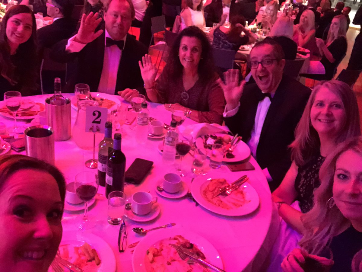 LesleyEm's tweet photo. Table 2. #bfpawards #besttable #moreredplease @barryjohnpeters @buryfree @geewizzgee1 https://t.co/1X33bndLa8