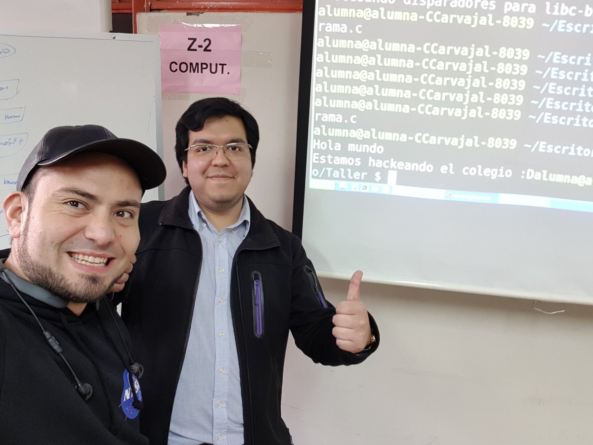 eduardoquiroga's tweet image. Segunda sesión presencial de #Integración con #Carmela #Carvajal de #Prat continuamos #evangelizando el entretenido mundo de las #ciencias de la #computación  introduciendo el #pensamiento #algorítmico junto al profe @rodo_aravena @icinf_