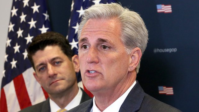 thehill's tweet photo. McCarthy introduces bill to fully fund Trump's border wall https://t.co/3oEHAvoTvO https://t.co/dSthwwj1pb