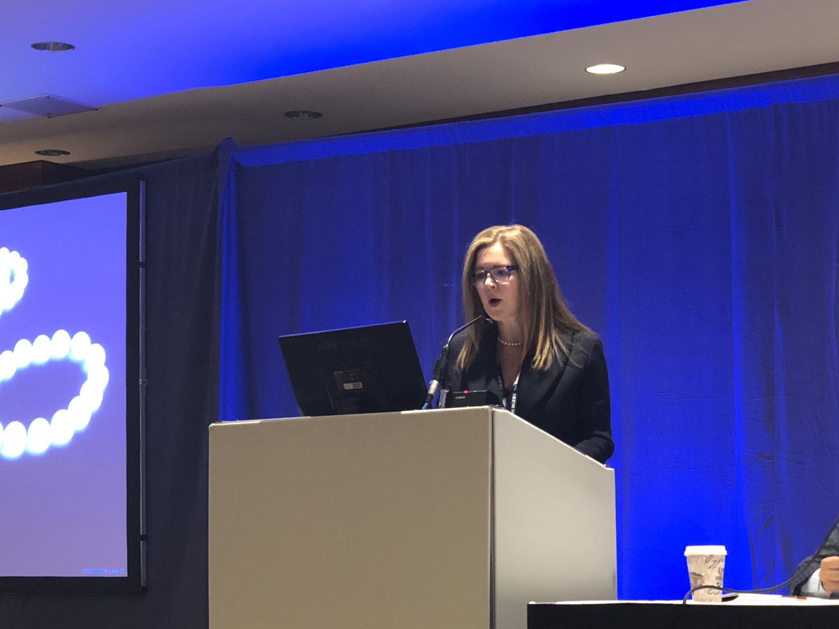 maraantonoff's tweet photo. Dr @ShandaBlackmon from @MayoClinic and Prez of @WomenInThoracic presenting at @AATSHQ #ITSOS18 on intraop identification of intersegmental planes #lcsm #tssmn https://t.co/tPCPihYXX4