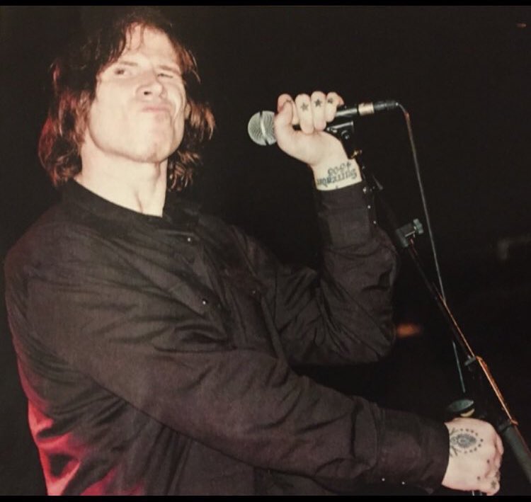 FoodVoltage's tweet photo. Mark Lanegan.
Apolo,Barcelona.
“Blues Funeral” tour.
April 2  2012
#marklanegan #bluesfuneral #rocknroll #seattle #bluesfuneraltour #gigpics #seattlemusic #screamingtrees https://t.co/njOmzwNZXA
