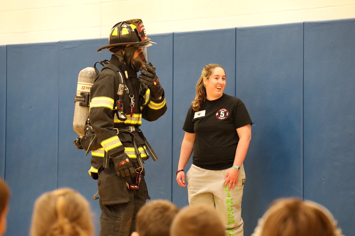 MidlakesSchools's tweet photo. Clifton Springs volunteer firefighters share important safety tips with students today at Midlakes Intermediate School. https://t.co/jXlFPovkDJ