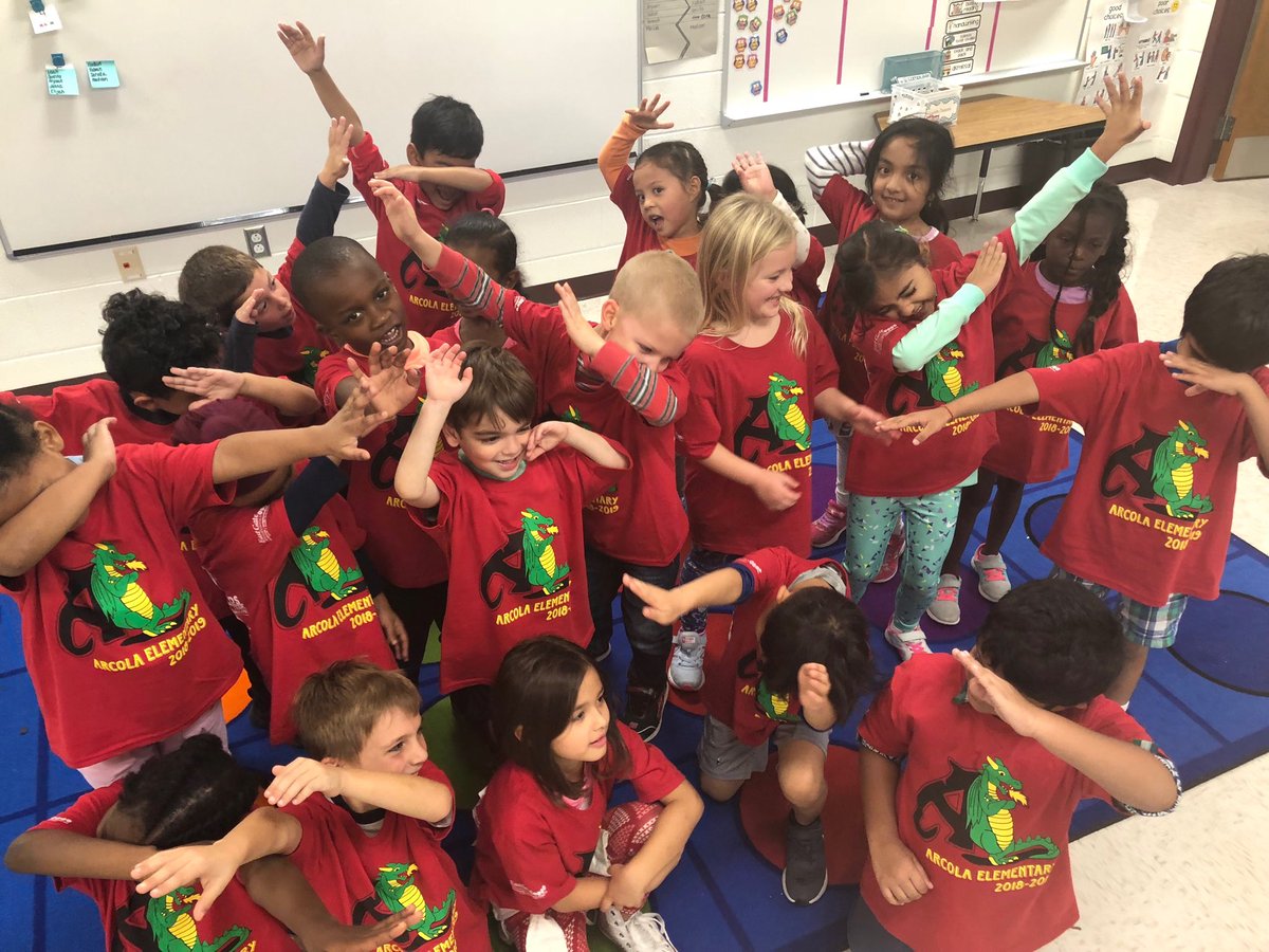KFunInRoom101's tweet photo. 3rd Annual Fun Run a Huge Success- thank you for the support #kinder❤️ #funrun.com https://t.co/gn0npdxHrH