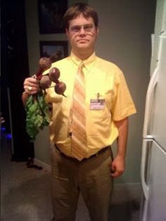 RackFanPage's tweet photo. Wrap up Spirit Week 2018 with FREAKY FRIGHTFUL FRIDAY! Wear a Halloween costume to school on 10/26 and enter the Costume Contest! Here's some inspiration to get you started... https://t.co/7v95IA0WKt