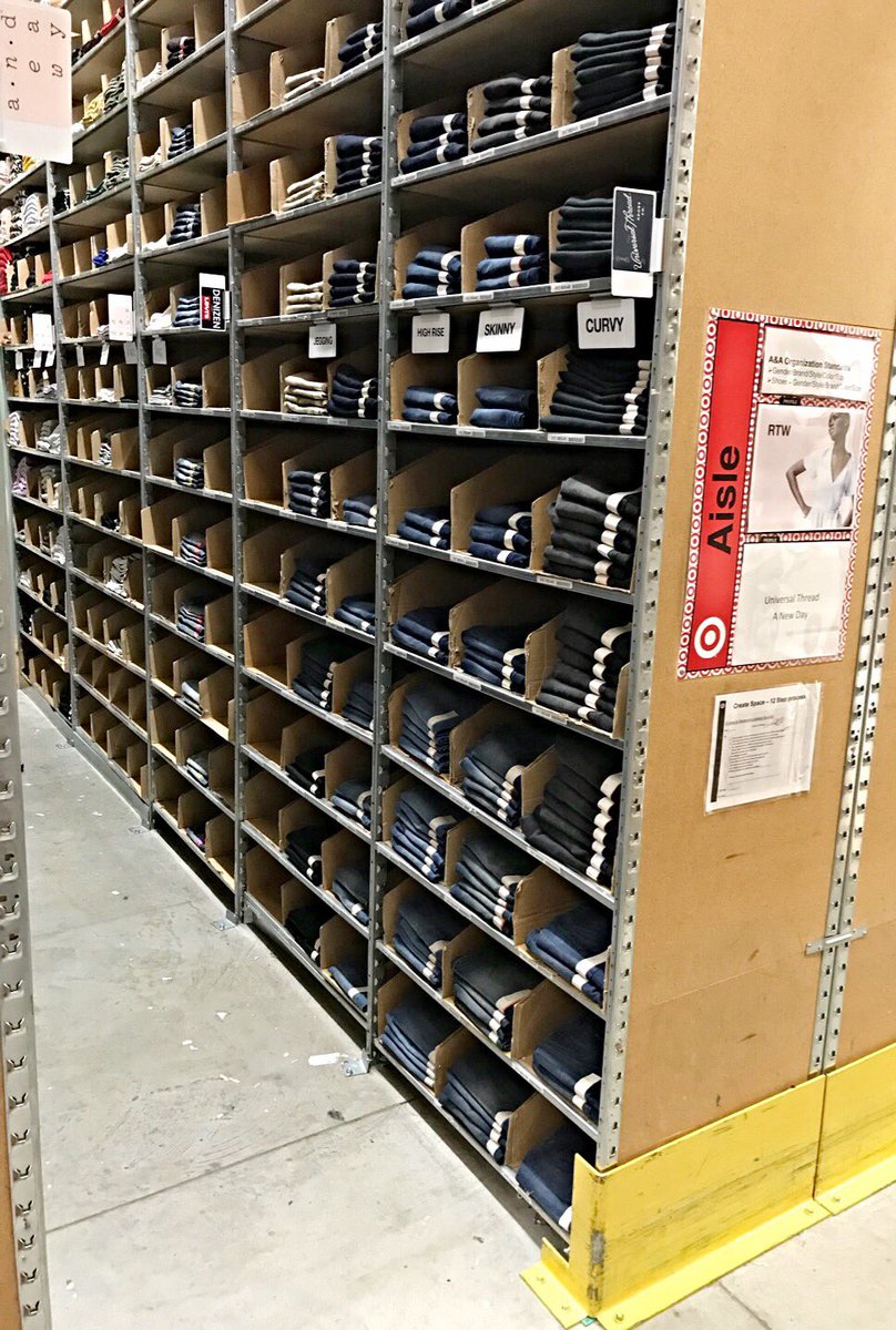 shaheedAtTarget's tweet image. Keeping Denim Stockroom floor ready is Crucial this holiday season. Easily identifiable Fits, Colors and sizes make it super easy to fill online orders and replenish the sales floor for our valued guests!