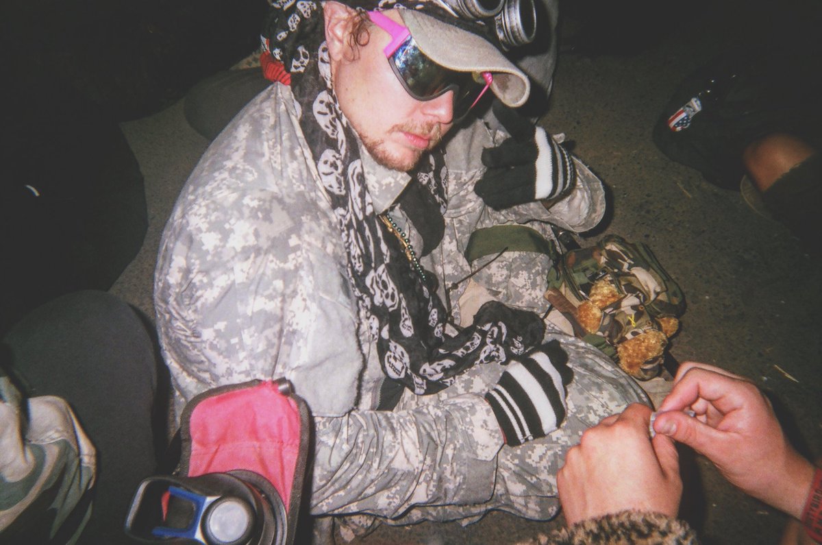 NickTeddyHart's tweet photo. A TRIBUTE TO COMMANDER TED, MAY HE REST IN PEACE βπ» #thelostfilm #dbc18 @DirtybirdCamp https://t.co/Mj8hl4h9Ox