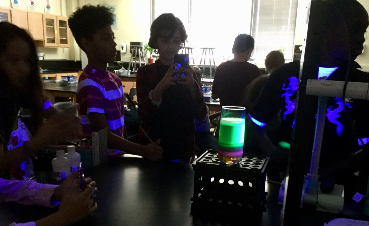 L_BurnettsClass's tweet photo. We are engaged with “Density” with a fun twist — luminescence!  Sts will be calculating  Density to determine the identity of different elements. #ThisIsNorthside #LONGHORNPRIDE https://t.co/cADpOtp5tK