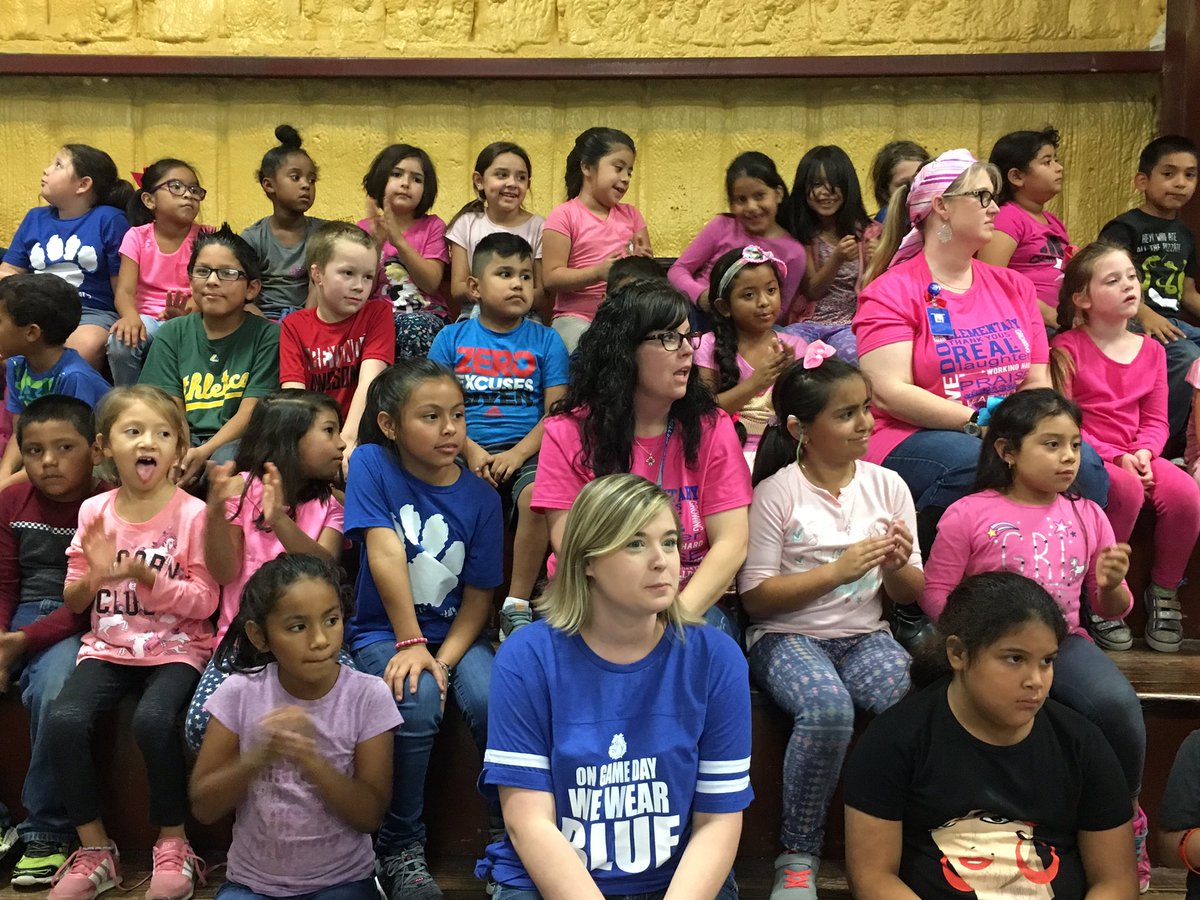 tmccord86's tweet photo. Rice Elementary says, "Go Bulldogs!!!!" @3ERICEISD #3ERiceisd #RiceElementary #gamechangers https://t.co/xA89rW5YPQ