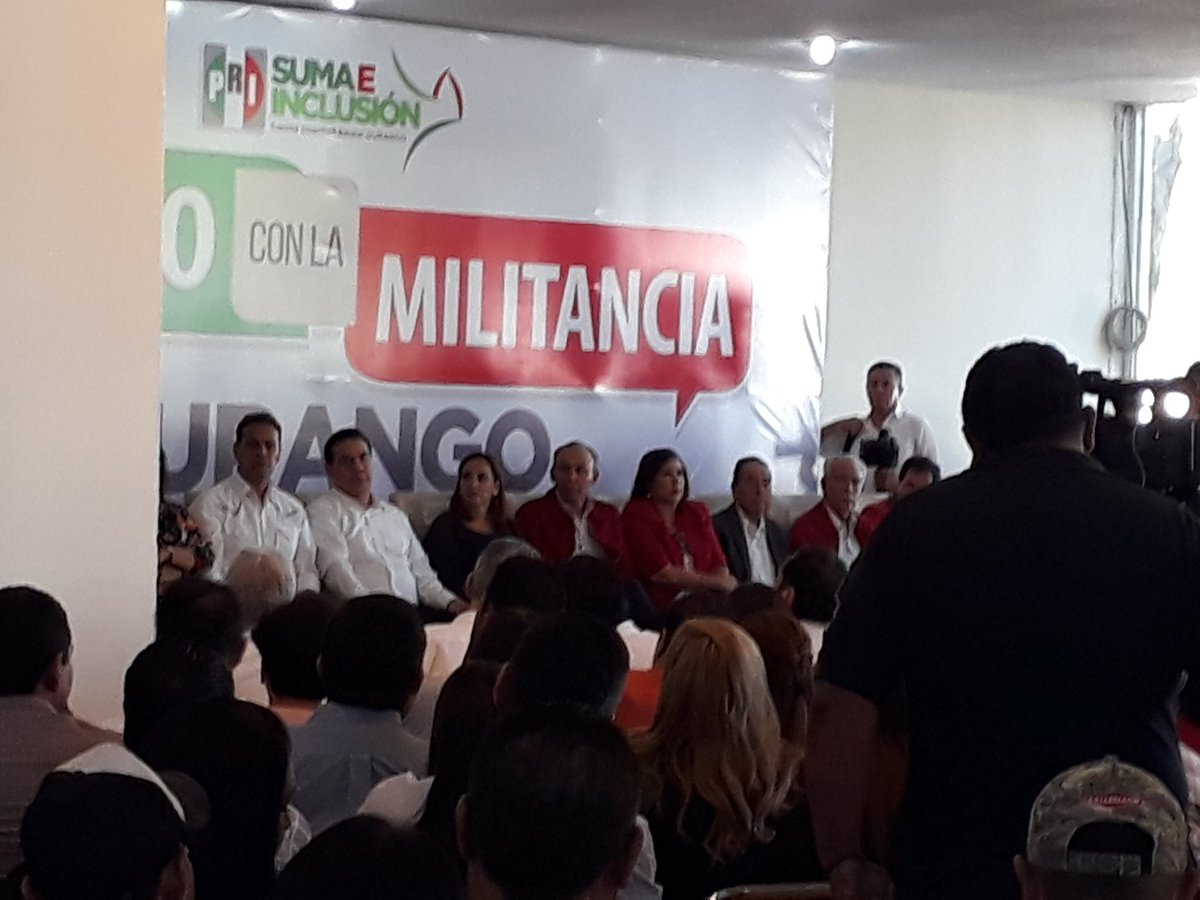 FTepehuanes's tweet photo. @FTepehuanes @FColosioDurango @CDE_PRI_Durango @MexicoAvanzaDgo @PriTepehuannes
Da la Bienvenida a Nuestra Presidenta Nacional del PRI @ruizmassieu. Enhorabuena! https://t.co/jxrGpySSwo