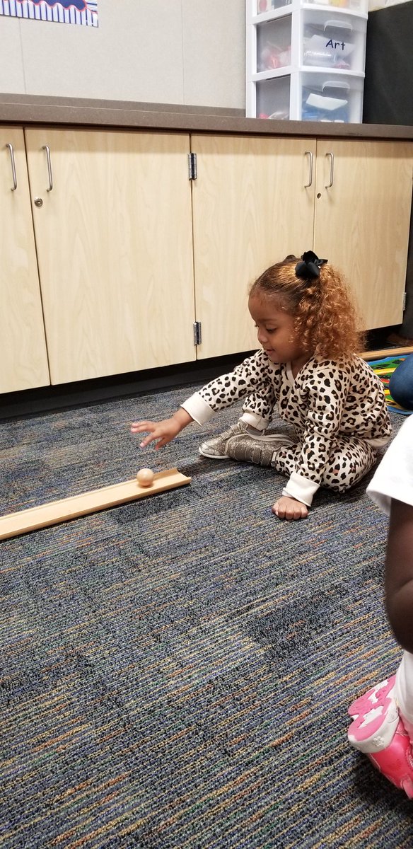 AndreaMasonECSE's tweet photo. Ramps and pathways today. They worked together to figure out how to get the ball to roll #HesKindMinds #rampsandpathways https://t.co/wIcQaOLzyk