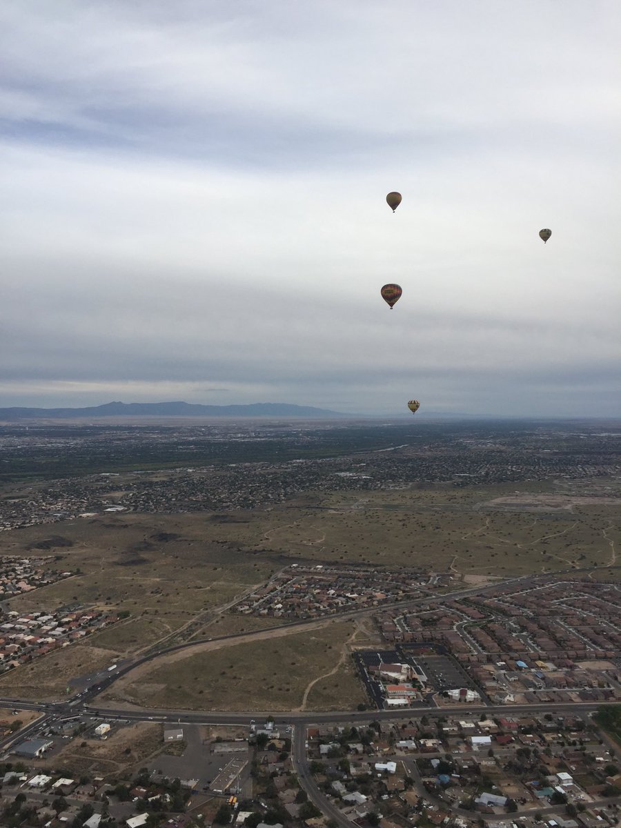 LarryMondello2's tweet photo. Guess what Larry did today? #UpUpAndAway #HotAir #LarryAir #AlbuquerqueBalloonFiesta #FfffORE https://t.co/NLrlyongnj