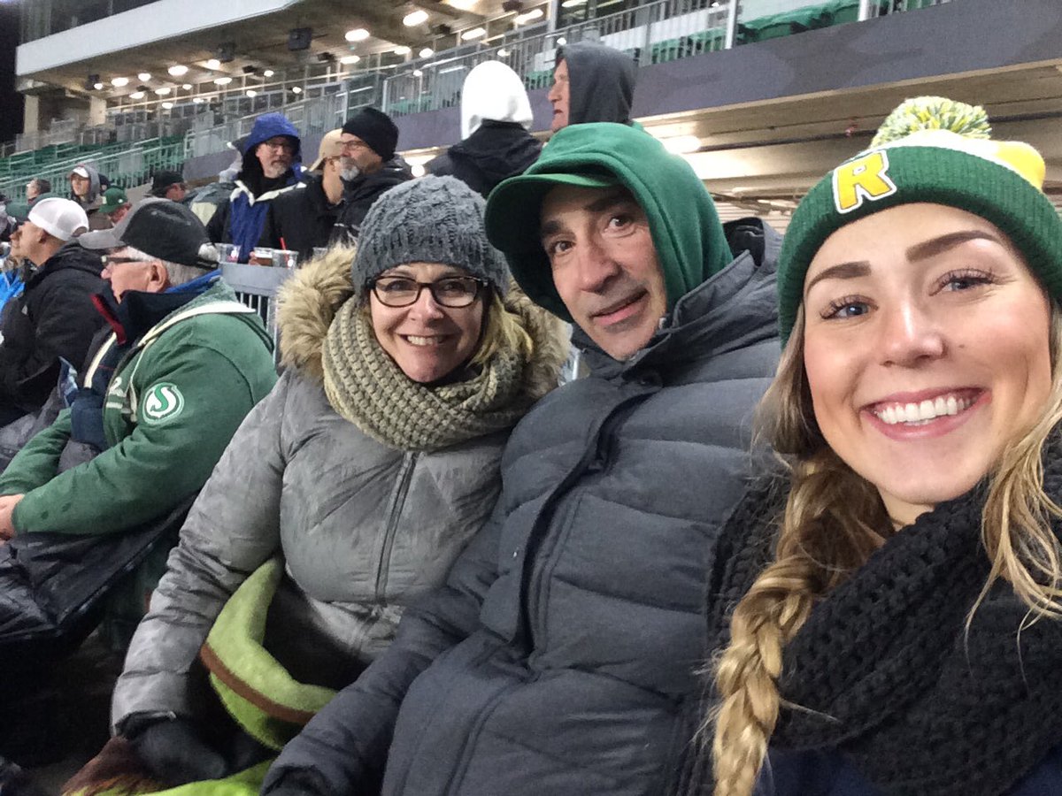 baileybraden8's tweet photo. Cheering on #40 Layne Hull and the @reginarams with the fam! #weareuofr #gorams https://t.co/Qs9GbVItod