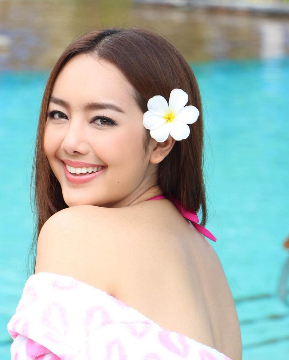 #ริมฝั่งน้ำ
Cr. instagram.com/paujinjong