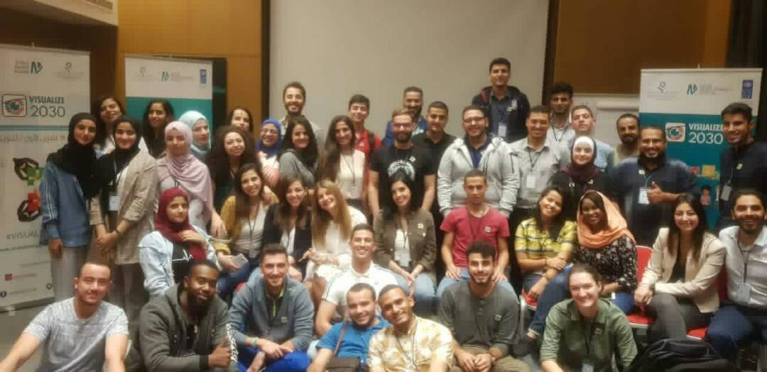 Dania_Alkhalaf's tweet photo. @arabdevtportal 
Day one 
#Visualize2030 
#Arabdevportal https://t.co/hN9DF3xeQt