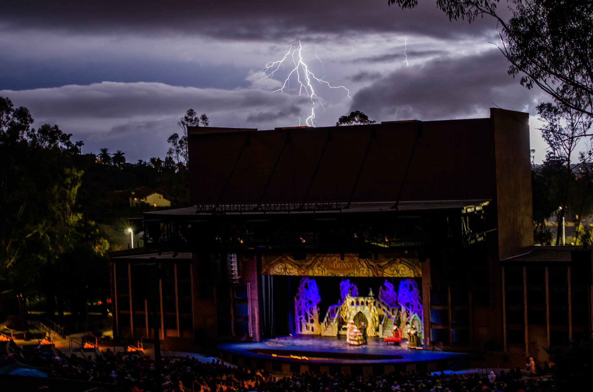 NBC7 San Diego on Twitter "Moonlight Theater patrons were guests to a
