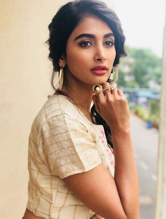 Sex Pooja - Pooja Hegde opens on Sexual favours in the industry