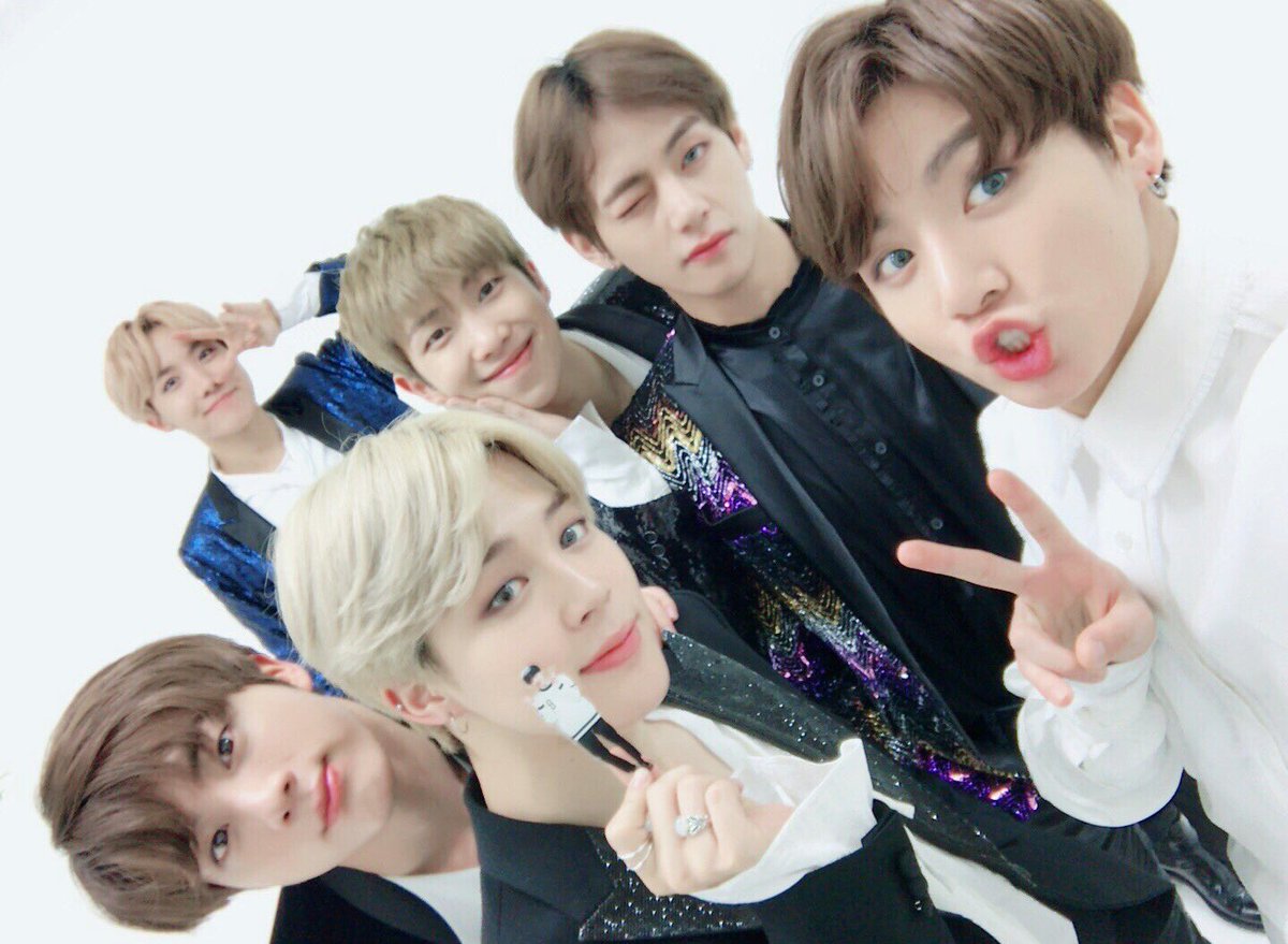 luv :) 𝘑𝘒 | 🐰🌙 tweet media