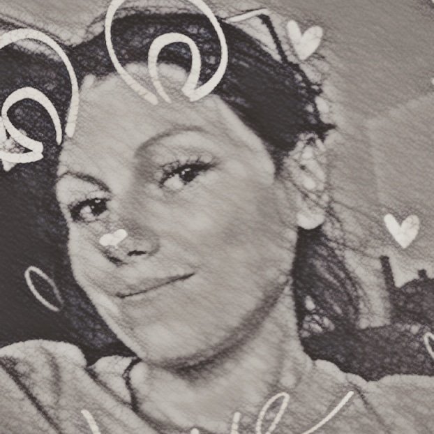 Michell35389633's tweet photo. Bit of Snapchat fun... 🙃
#snapchatfilters #boredom #WideAwake #unique https://t.co/lWct5ytmSS