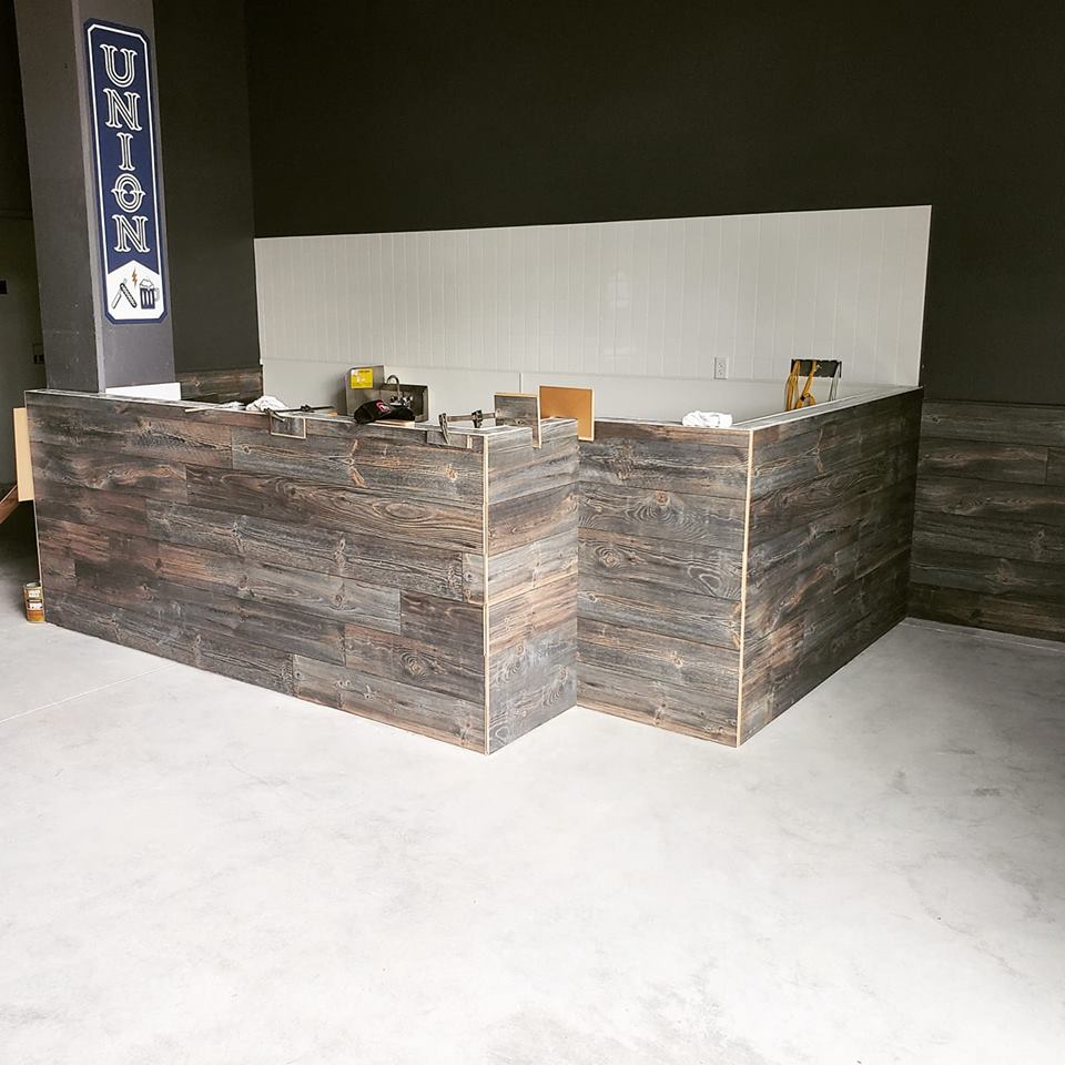 metroatmainapts's tweet photo. Union Barber is almost open!

Come get a fresh haircut and enjoy an ice cold beer! 
#Metroatmain #live #enjoy #mainst #location #barbershop #brewery #style #class #new #gamechanger #harrison #comingsoon #grandopening #newcorona https://t.co/EJBULfOTiW