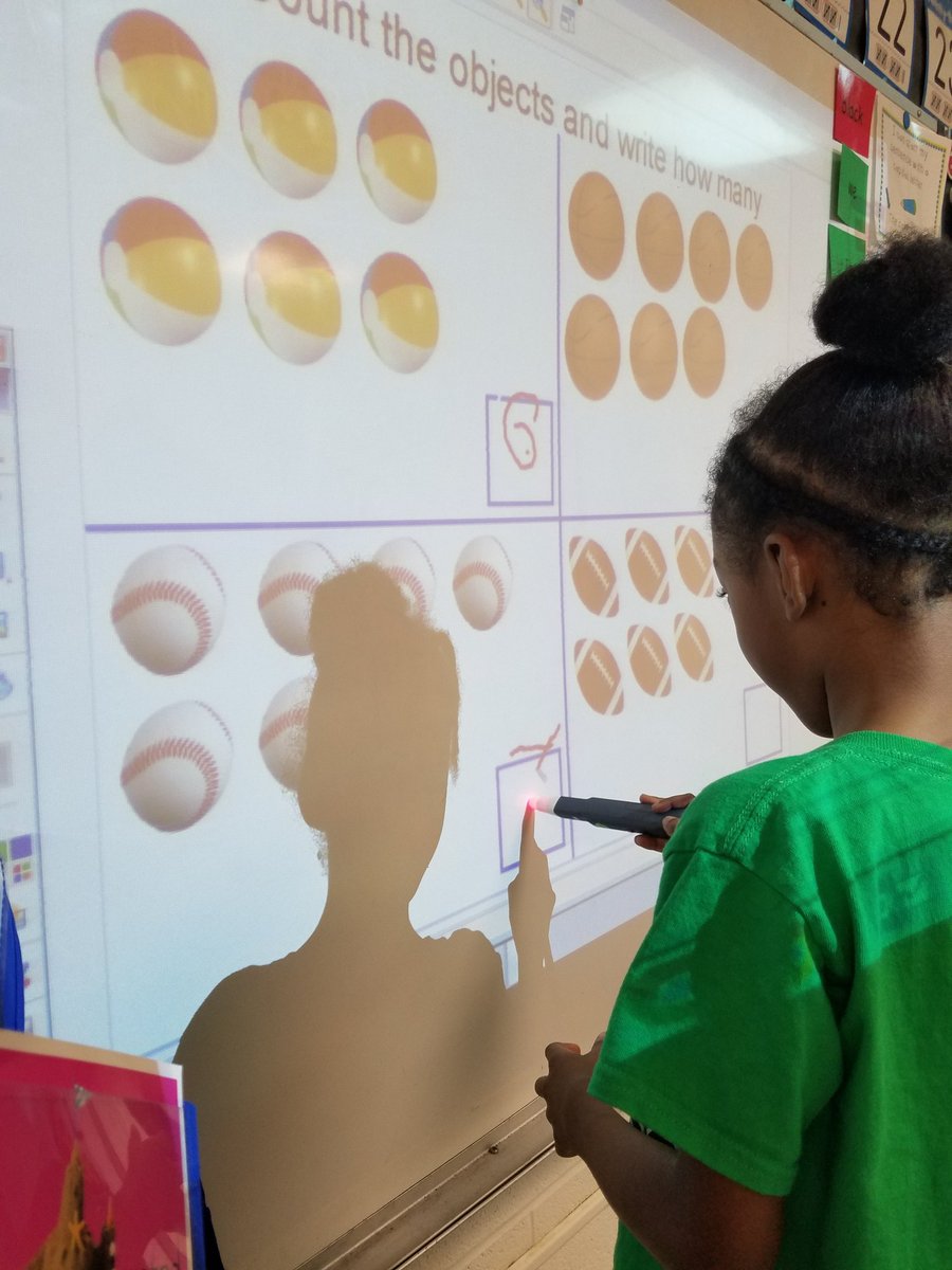 Incorporated the IPEVO into our kindergarten balanced literacy and guided math groups this week! So much fun with rhyming, counting, and number identification! 
#betheone #IamWFISD <a href="/jagsofjefferson/">Jefferson Elementary</a>