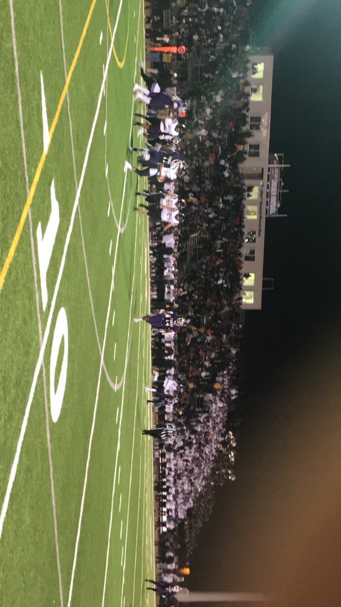 PioCoach_Logan's tweet photo. Friday Night Lights in Columbus.
Pick Central vs Pick North, great environment!!! 🏈🏈🏈🏈🏈🏈🏈 https://t.co/rwEpPKFLP0