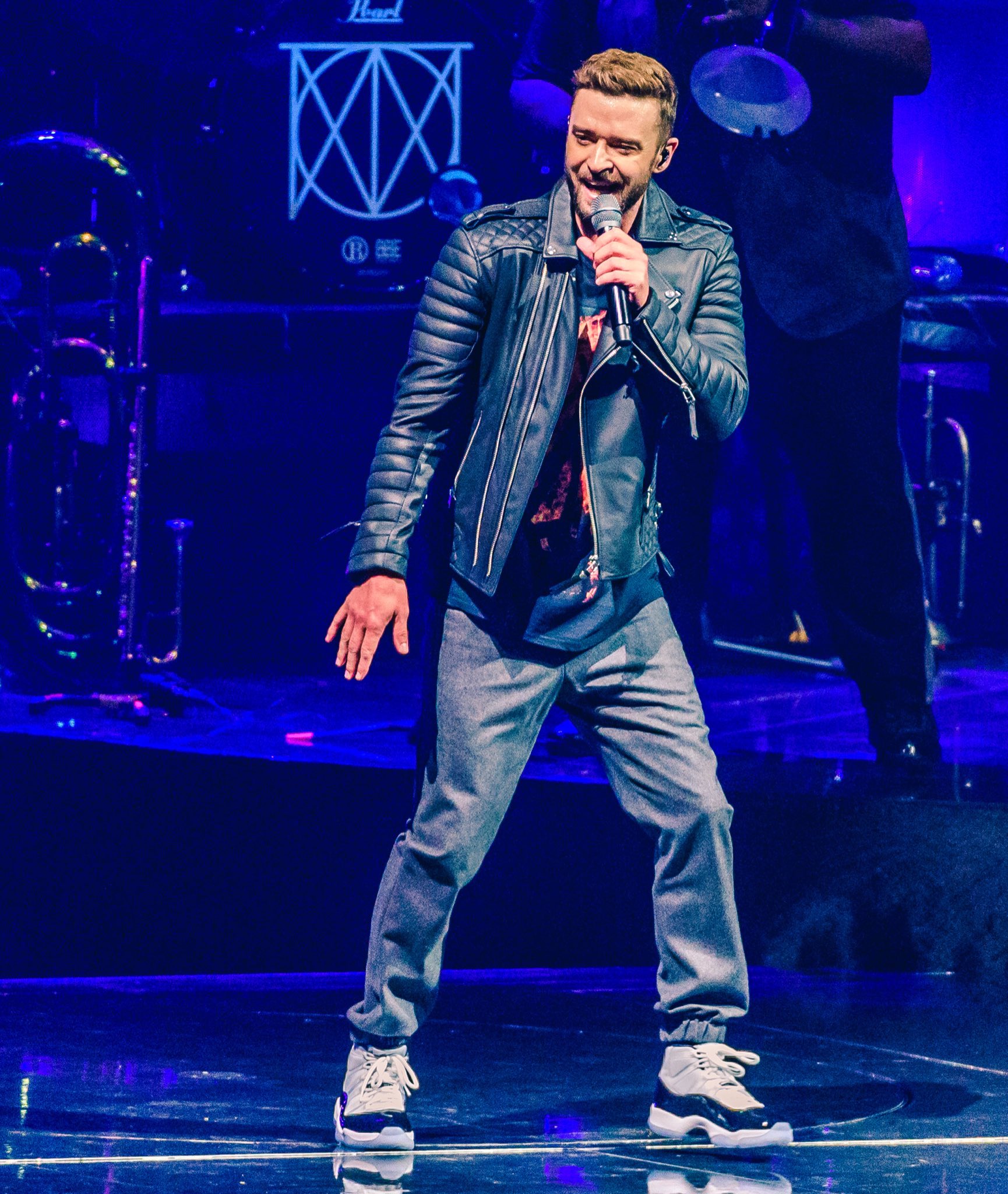 Complex Sneakers on X jtimberlake performs in Toronto wearing this year s Concord Air Jordan 11 with number 45 on the heel. GP Images https t Mxiht7UPeR X