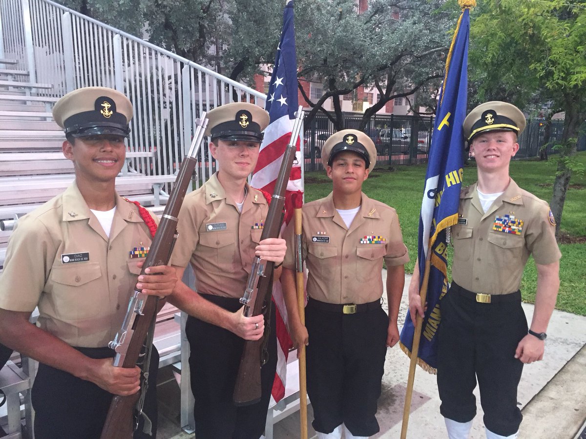 bccespedes's tweet photo. Dolphins @MiamiDolphins & Friday highlights Hi Tides. Thank you Kim Bokamper & Joe Rose pregame host
✔️#nextgeneration
✔️#mbsh
✔️jrotc #future
✔️#gohitides
@mbseniorhigh @MiamiBeachSr @MDCPSNorth @MDCPSDAS @mariatrod664 @IsolynH @AEdwardsShin @MDCPSOperations https://t.co/X4IzOL8zRv