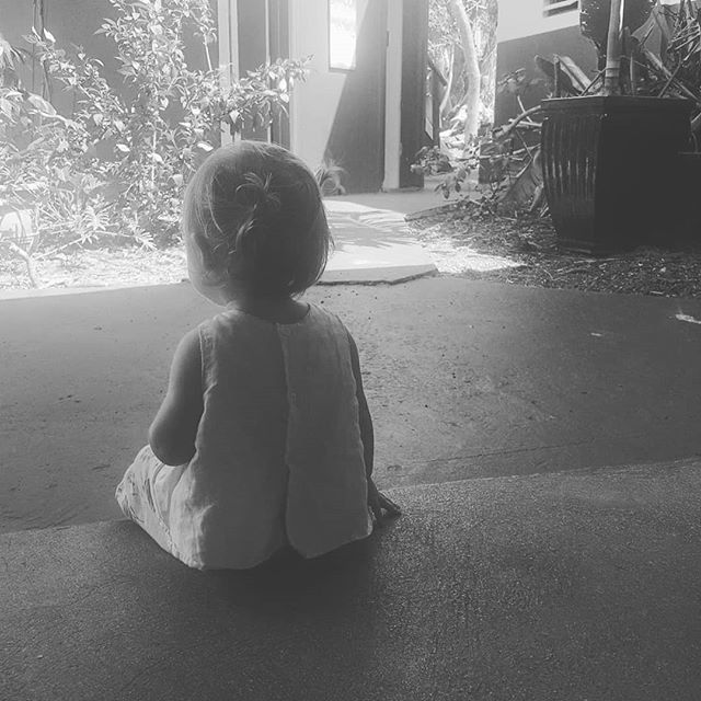 Saturday Mornings are made for pondering your Friday Night choices. Have a safe #friyay and remember to #smellgood #always. We can help you out with that 😉😉 @fullbellyfarmbvi
.
.
.
.
.
#gainascentsofthebvi #aliceinwonderland #saturdaymorning #themorn… ift.tt/2pOaYvS