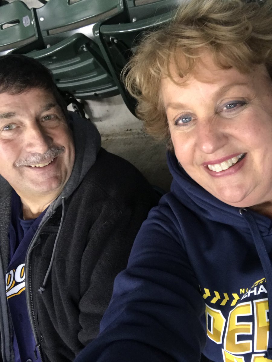 CLRholloway's tweet photo. #OurCrewOurOctober https://t.co/2reD30UGPV