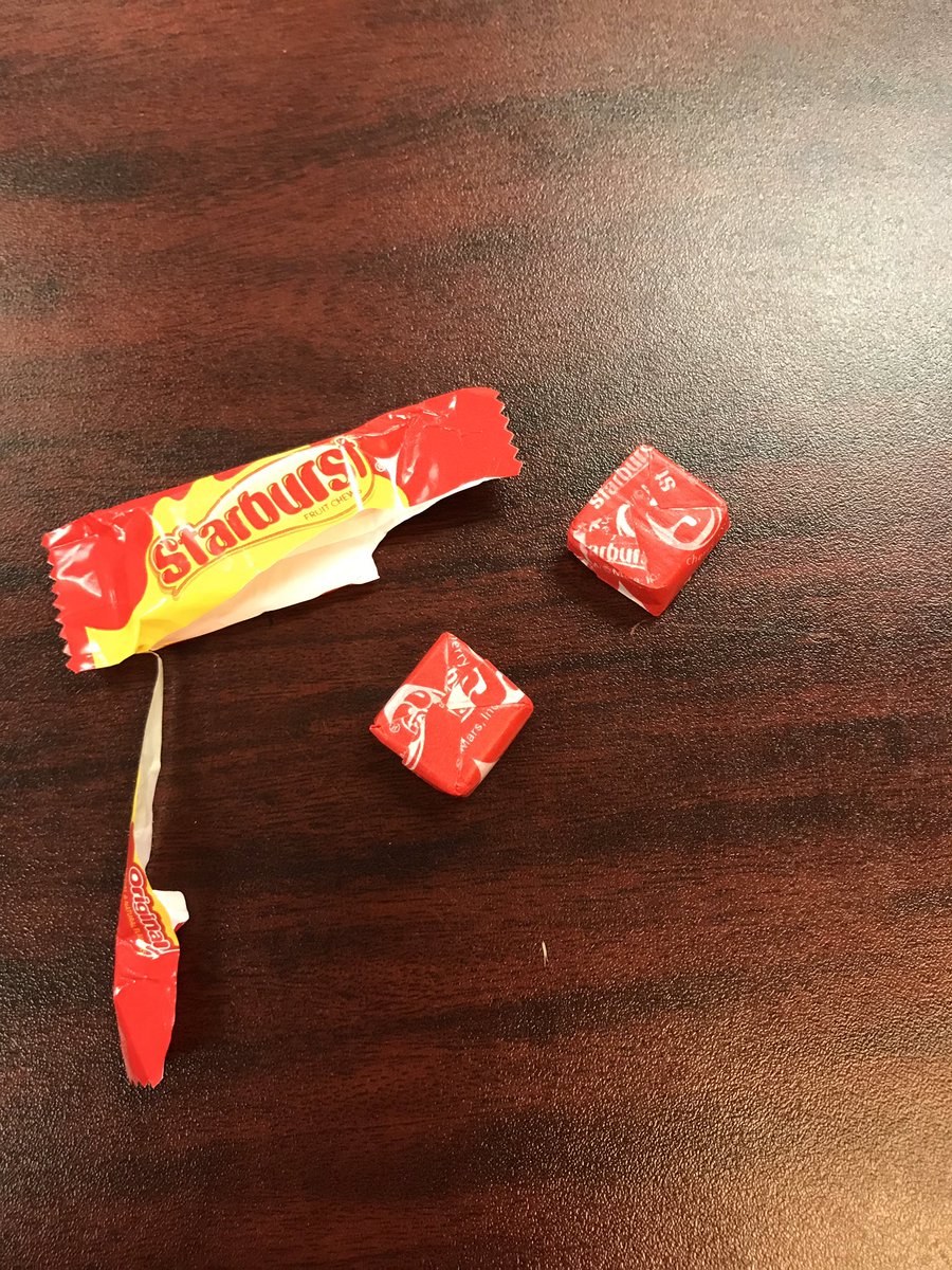 JAWL98's tweet photo. That one lucky moment today, where I got 2 red @Starburst in a two pack! #ALittleBitOfLuck https://t.co/2hfFiFkg4L