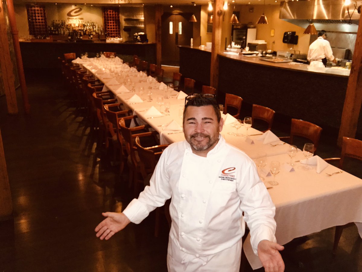 CharactersYEG's tweet photo. #TableFor24 is ready to go!!! #CharactersRestaurant with Chef @ShonnOborowsky #Yegfood #Yeg @CityofEdmonton🍸 https://t.co/m889b38S5Q
