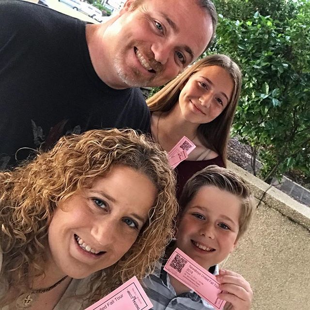 MacKIDMonroeLA's tweet image. Excited for the Newsboys United tour tonight in Monroe! @newsboys @adamagee &amp;amp; @zealandworship #newsboysunited #newsboys #adamagee #zealandworship #hosted #premierproductions #findyourfamilyfun #318familyfun #mackidmwm ift.tt/2OV0FUW