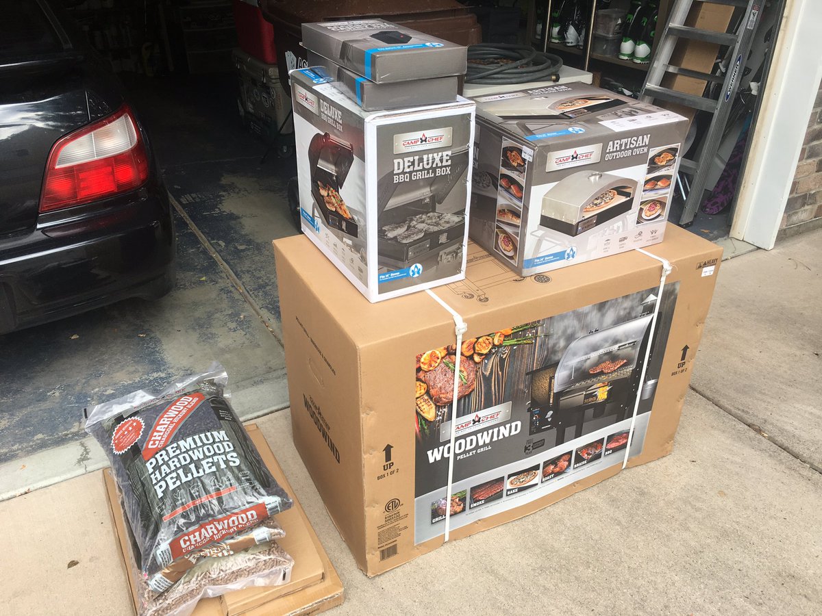 New <a href="/campchef/">Libby Vandervort</a> grill is here, who’s ready to get there bbq on??!!! Thanks for hooking it up <a href="/jt/">JT</a>.chapman #campchef