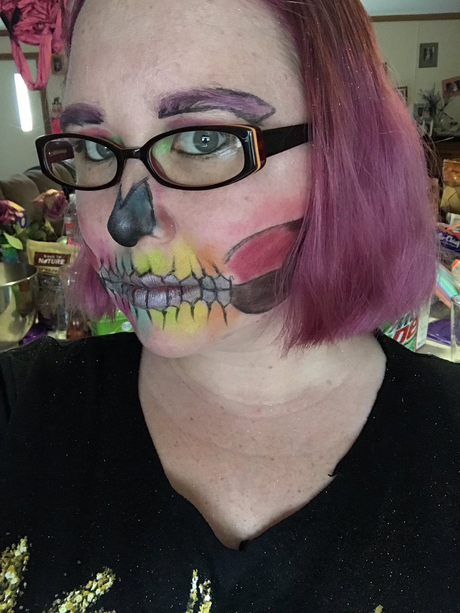 CosplayByJen's tweet photo. COWORKER: What’s your costume??

ME: I went to a @KeshaRose concert, and it was so good, I started bleeding glitter, then it killed me. https://t.co/5fxq7y49dC