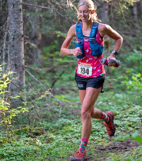 runinrabbit's tweet photo. Serious badassery going down this wknd! #rabbitPRO @RachelnHerLaces is making her #marathondebut at the #HartfordMarathon on Sat, @mcolson5 is racing the #Berkeley510K (10k) on Sunday & Ashley Nordell is racing Elk King’s Traverse Mtn #Marathon - crush it ladies!! #runinrabbit 🐰 https://t.co/fXR1zqty4B