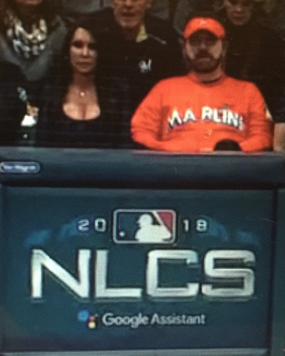 LosBrewers's tweet photo. Wonder how conversation is going between @FrontRowAmy and @Marlins_Man - considering she’s too busy with her scorecard and he’s too busy with his phone, 3h is not a lot of time to get to know each other. But the real question might be who loves themselves more? https://t.co/pdJHgEoWZ4
